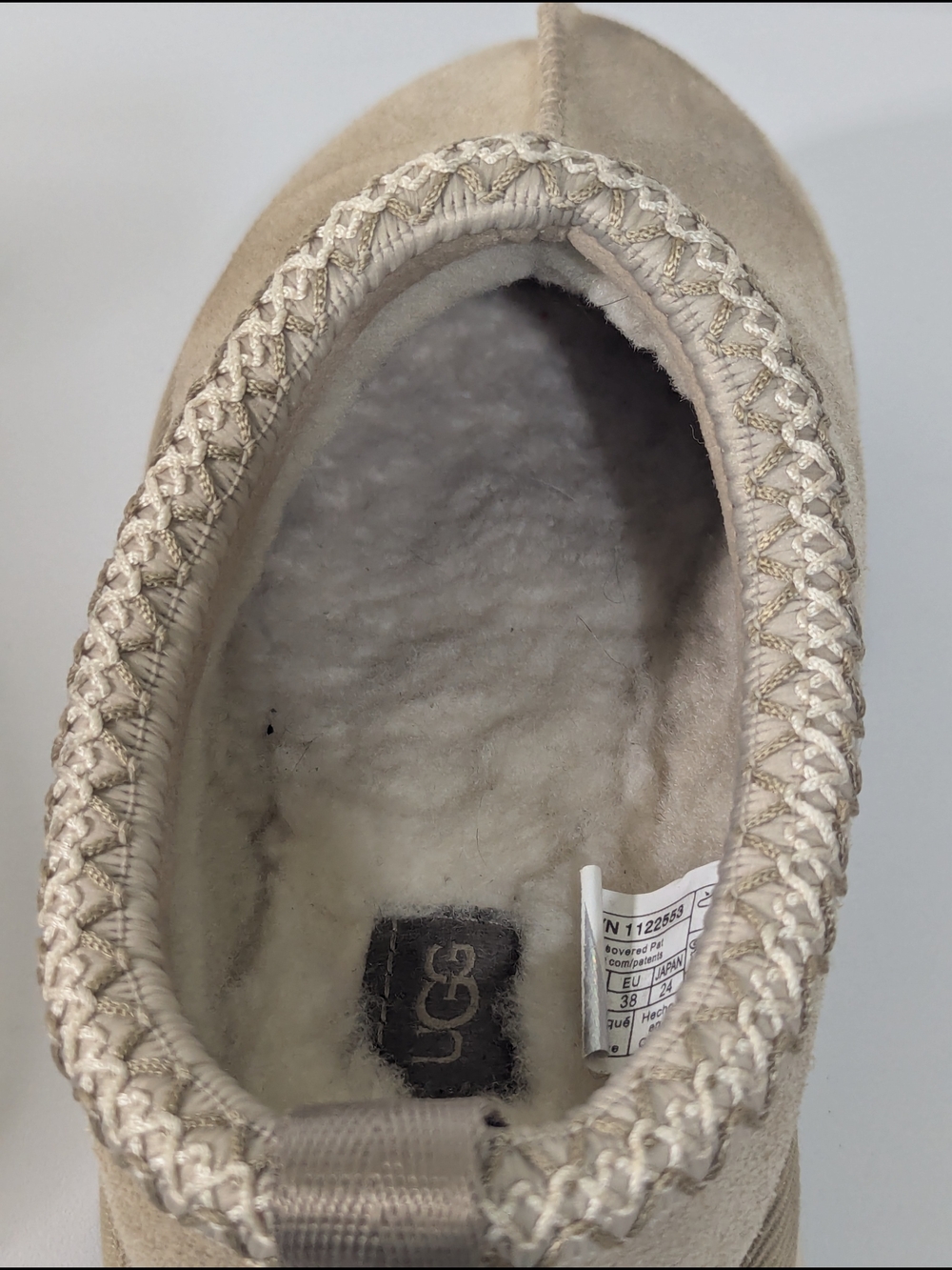 UGG Tasman Platform Slippers Sand Beige Suede Sheepskin Lined Women's Size 7 - Picture 4 of 13